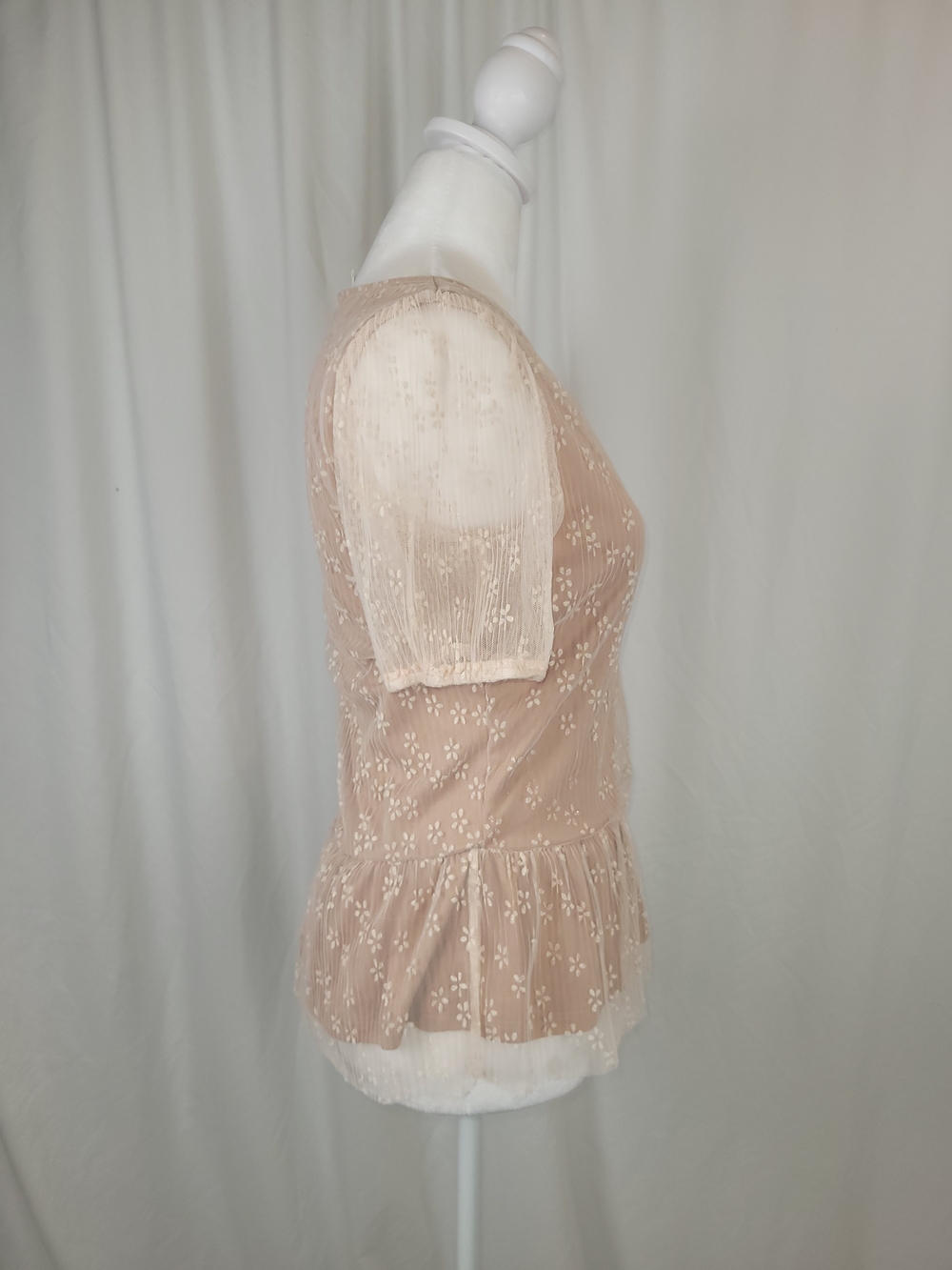Cleo Pink Mesh Floral Peplum Lace Top Blouse Size XS NWOT - Picture 6 of 16